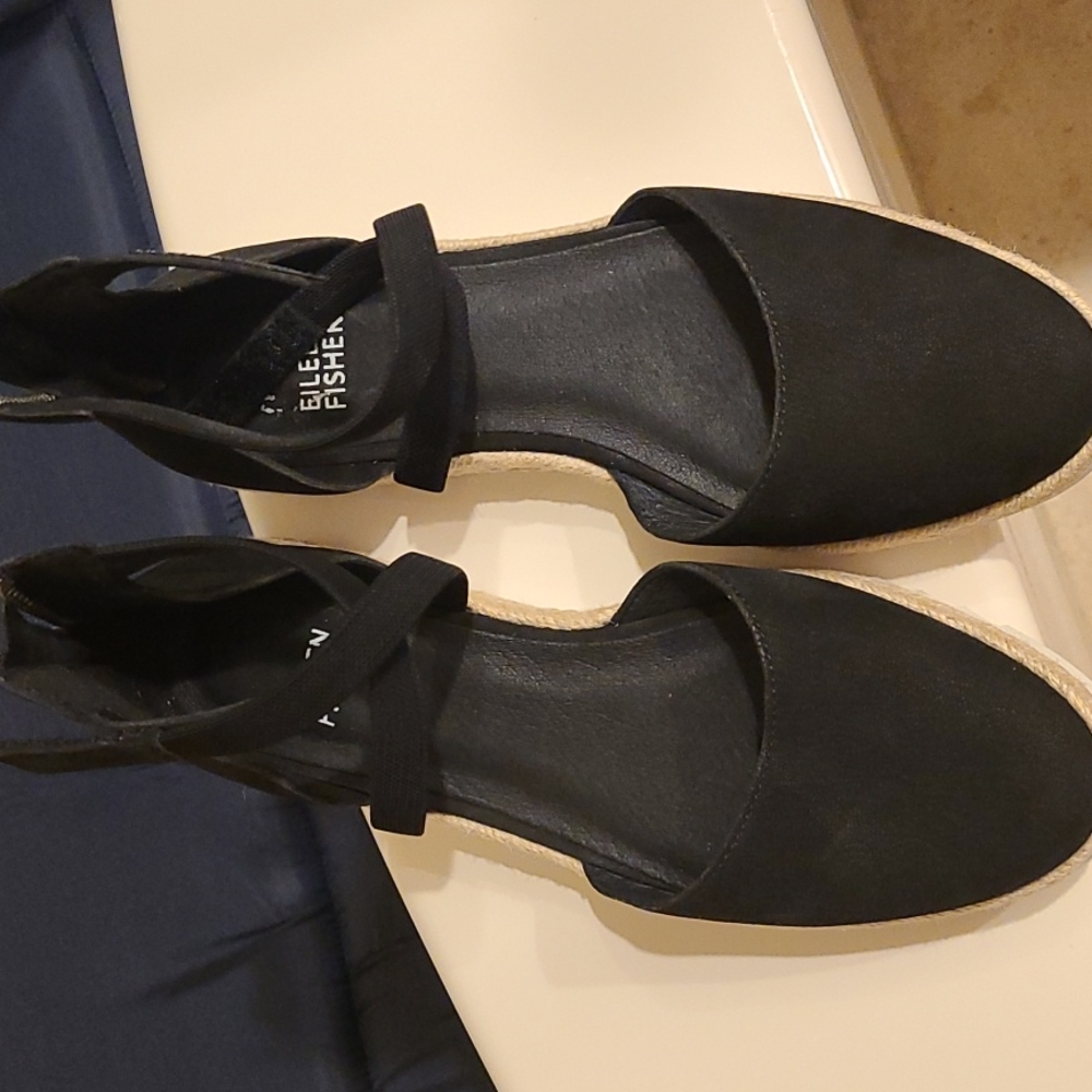 Like new!!! Eileen Fisher size 6.5 shoes